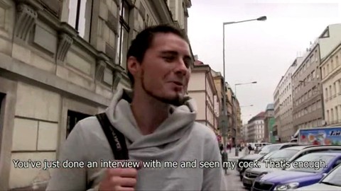 Youthful, un ours, un gay