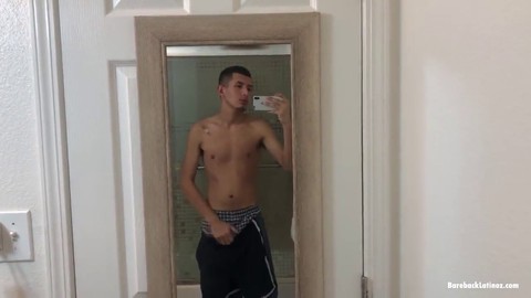 Boy bareback, мастурбация, душ