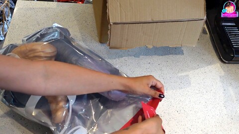 Auspacken meiner neuen Spielzeuge für Zeros Hinterseite! Analstöpsel, Dildos und Pegging-Spaß mit Trainingzero