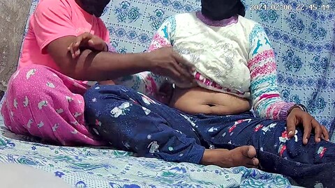 Una madre y su hijo de Sri Lanka tienen un salvaje encuentro en la jungla.