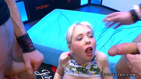 Сосать большой член, выстрелы спермой, большие хрены