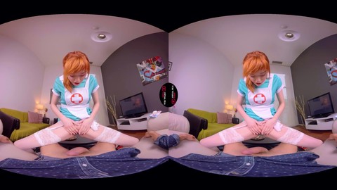 Mädchen masturbiert VR