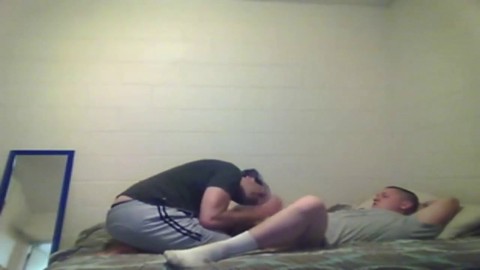 Sinnliches Oralsex-Vergnügen zwischen zwei Männern