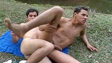 Интенсивный без презерватива, fucking a friend, друзья без презерватива